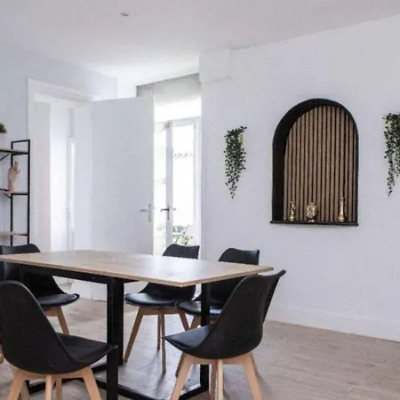 La Calaisienne - Grande Maison 6 Ch-cinema Prive & Bar-tourcoing *